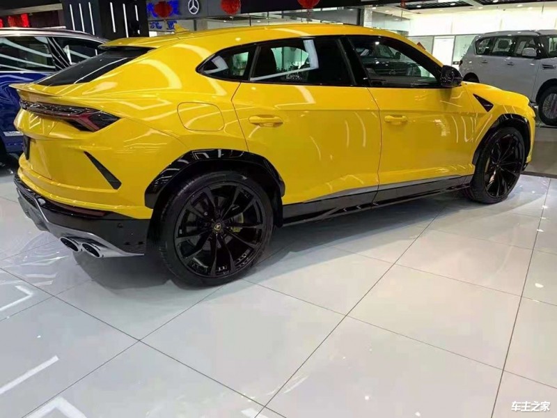 Urus 全部在售 2023款 2022款 2021款 2018款,成都Urus最高优惠5.4万 仅294万可入手